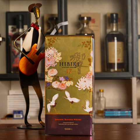 Hibiki 響 17 Years Old 花鳥風月版